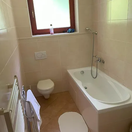 Na Vrchu Baba S.r.o. Hotel Pezinok