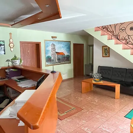 Hotel Na Vrchu Baba S.r.o.